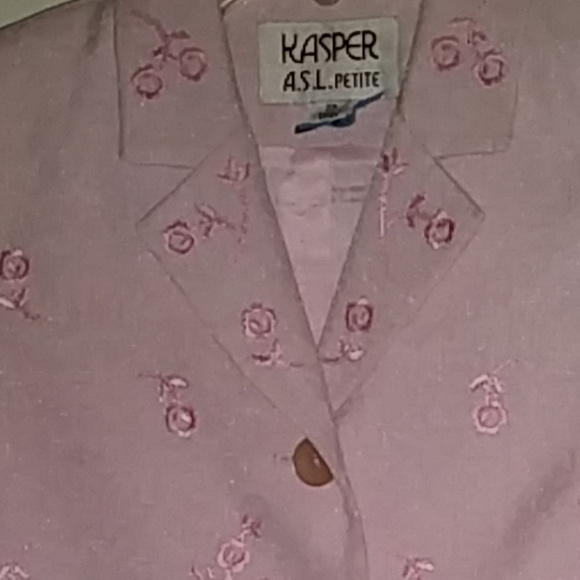 Vintage Kasper A.L.S. Petite Powdery Pink Embroidered Jacket - Picture 4 of 8